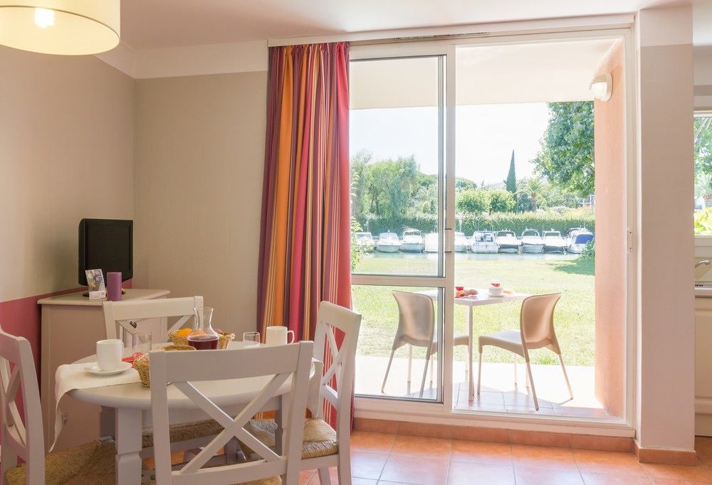 Pierre & Vacances Residence Cannes Mandelieu Extérieur photo